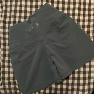 Alphalete shorts cross waist band